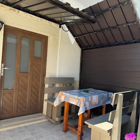Ajhner Apartamento Tar-Vabriga