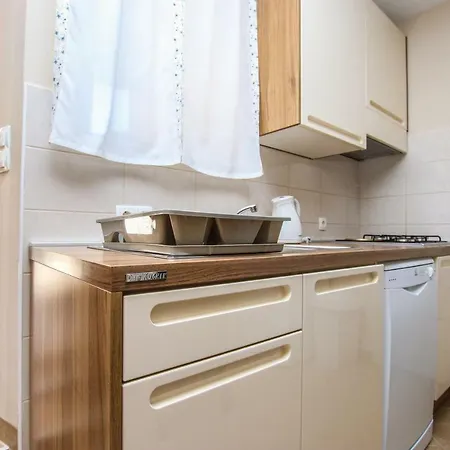 Ajhner * Tar-Vabriga