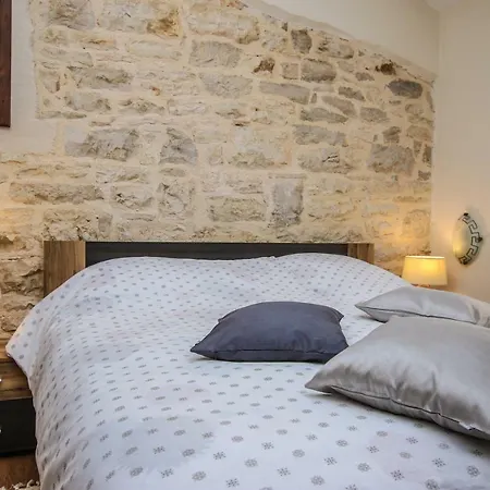 Ajhner Apartmán Tar-Vabriga