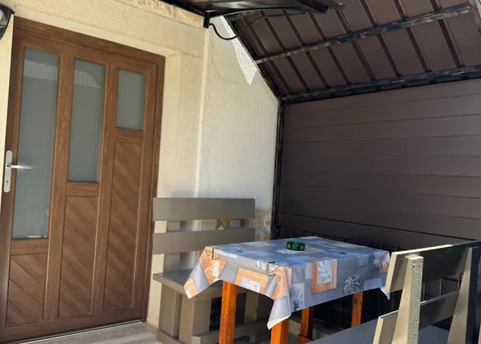 Ajhner Appartement Tar-Vabriga