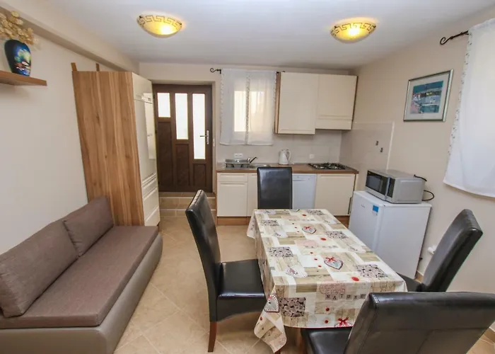 Ajhner Appartement Tar-Vabriga